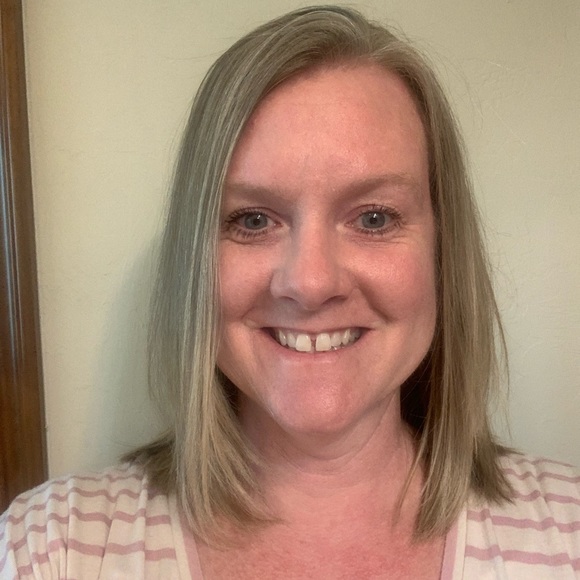 Meet your Posher, Staci - Picture 2 of 2